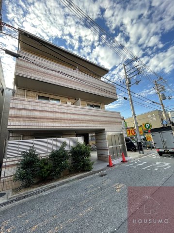 クリスタルコート江坂の外観