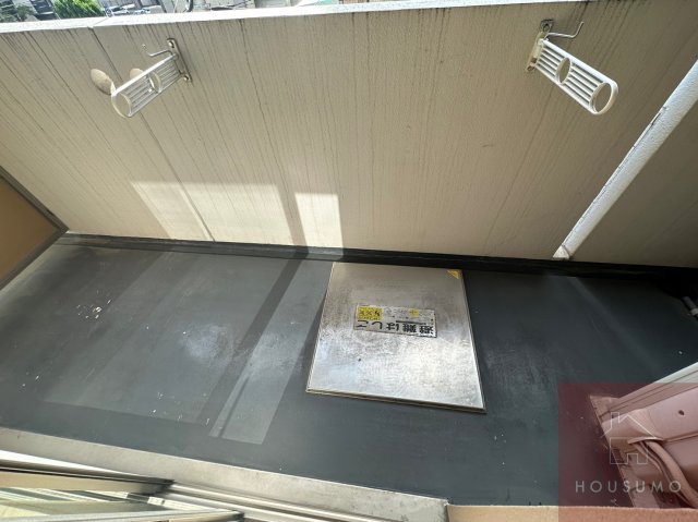 バルコニー バルコニー