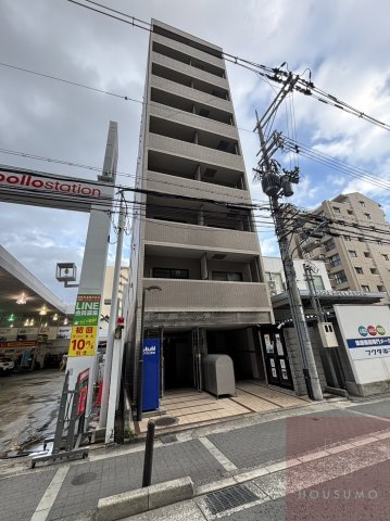 アヴァンセクール江坂の外観