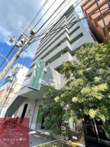 ロイヤルクィーンズパーク吹田片山町の外観