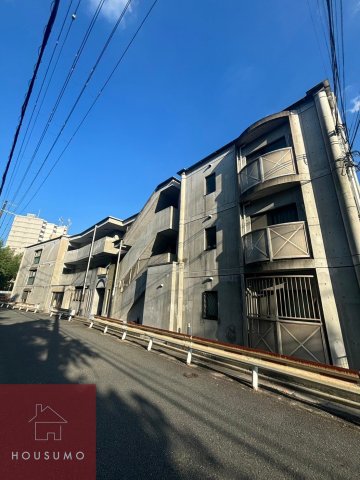 ノーブル千里の外観