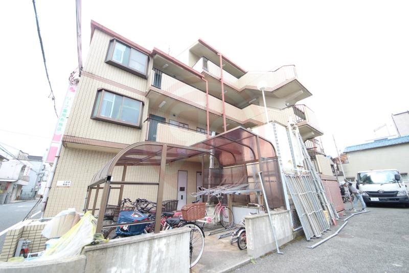 ロイヤル俊徳の外観