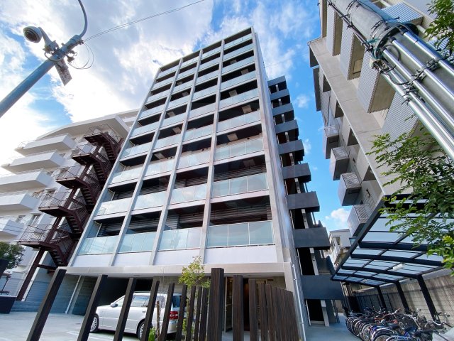 グランドゥーエ永和駅前の外観