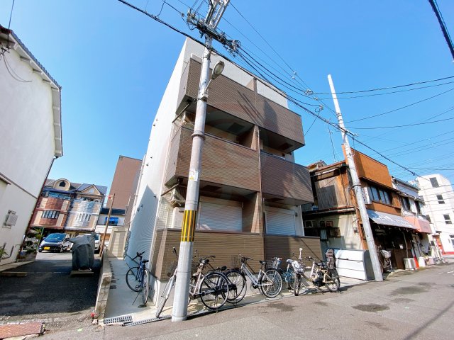 クラリスクオーレの外観