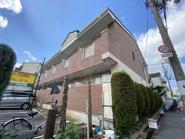 ミッドウエスト小阪の外観