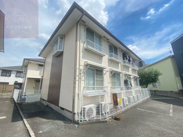 エステートピアナカタA棟の外観