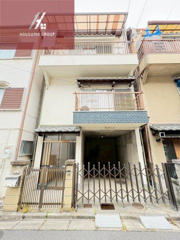 布市町2丁目貸家の外観