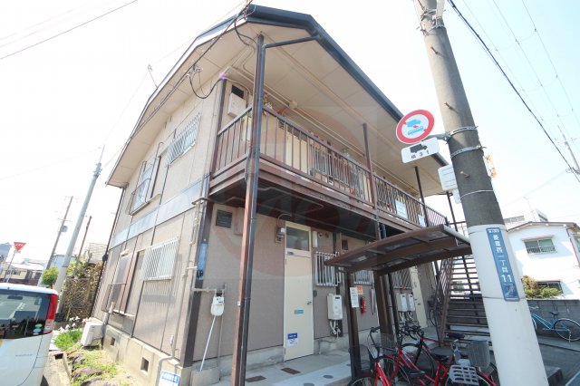 東大阪市菱屋西１丁目の賃貸アパート