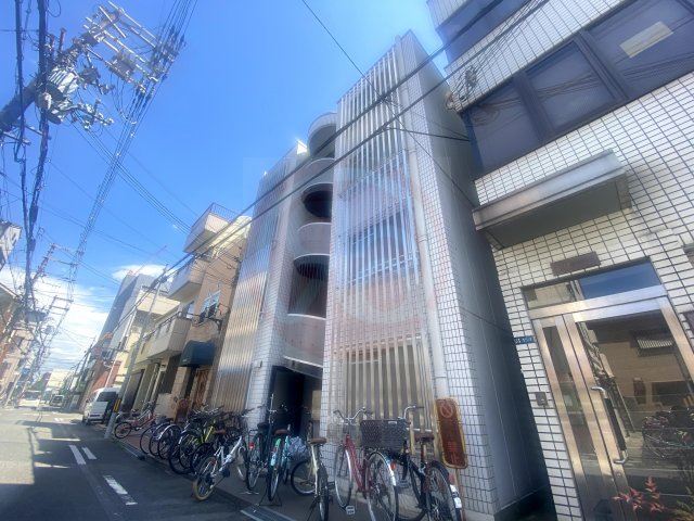 東大阪市小阪２丁目の賃貸マンションの外観