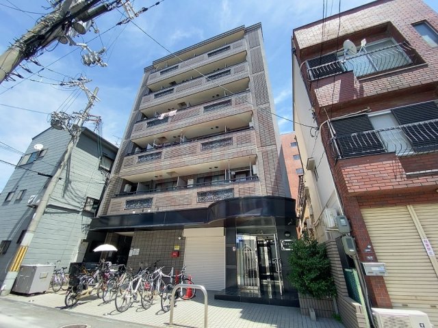 東大阪市小阪２丁目の賃貸マンションの外観