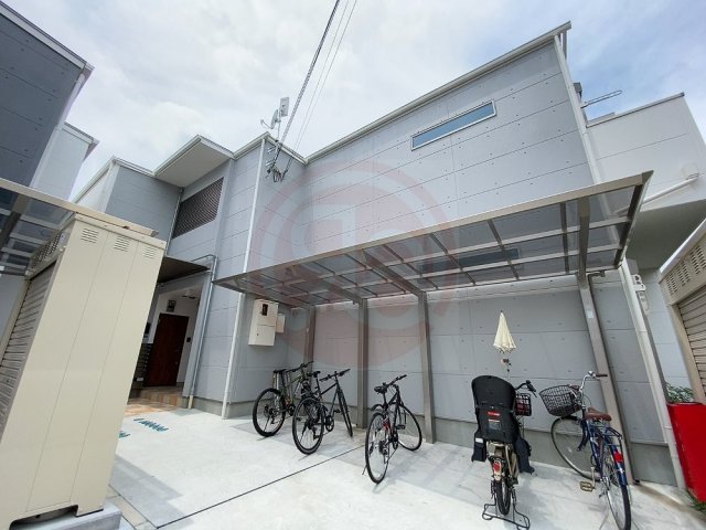 東大阪市衣摺３丁目の賃貸アパートの外観