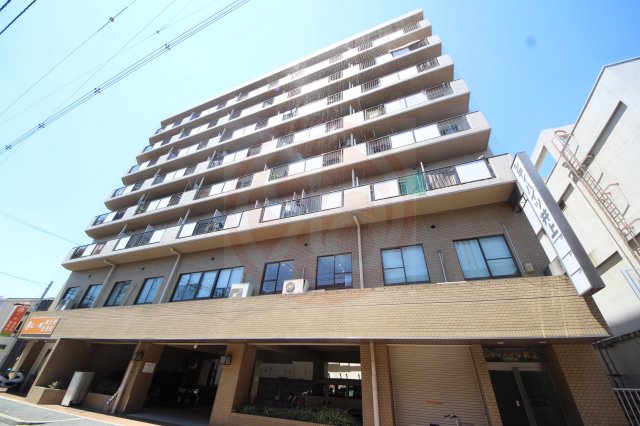東大阪市足代新町の賃貸マンションの外観