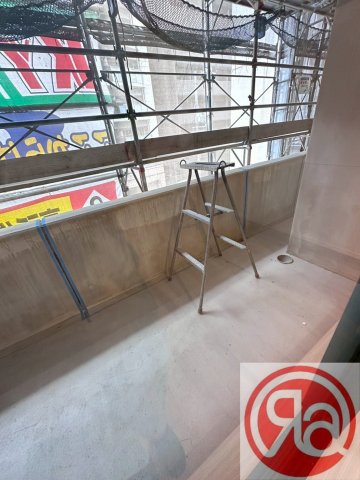 バルコニー バルコニー