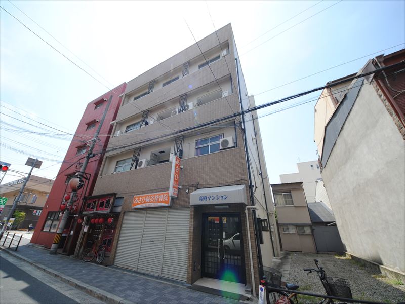 高殿マンションの外観