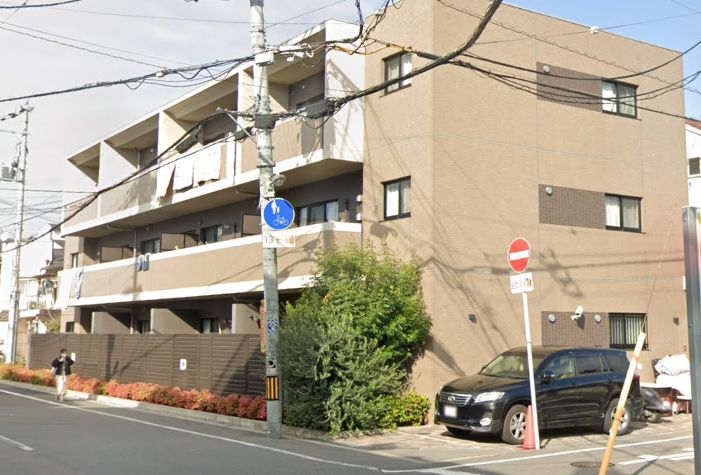 エトワール清水の外観