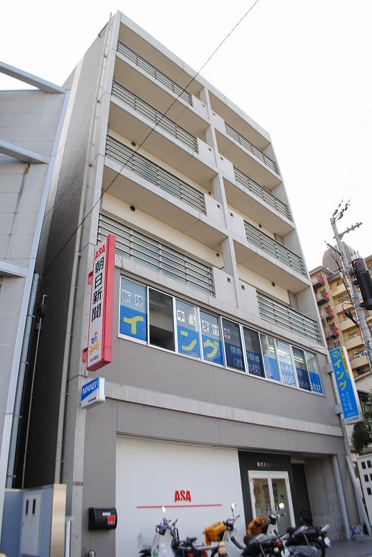 W.O.B.HANATENの外観