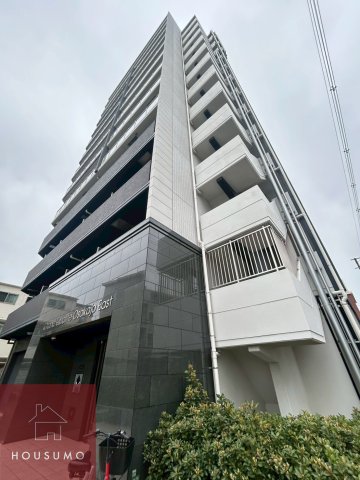 グランカリテ大阪城EASTの外観
