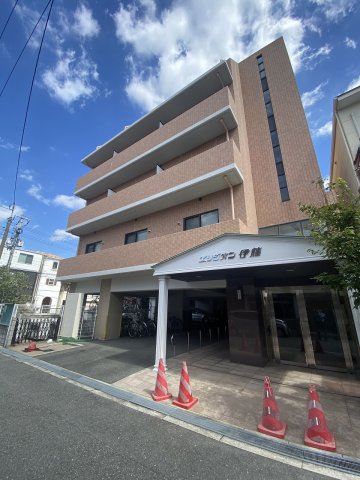 エリジオン伊藤