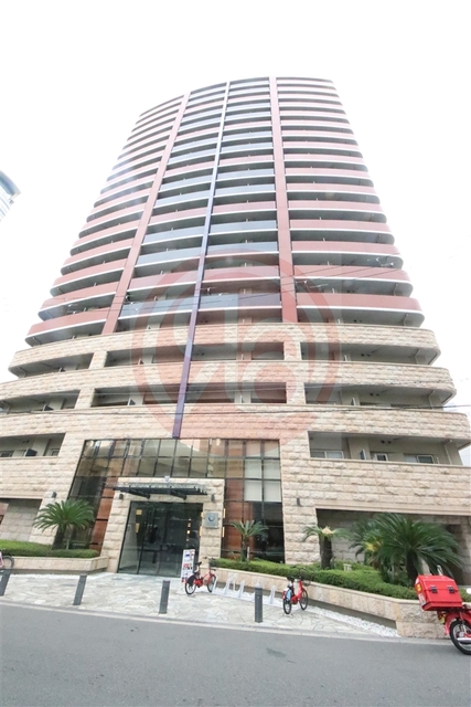 大阪市西区土佐堀１丁目の賃貸マンションの外観