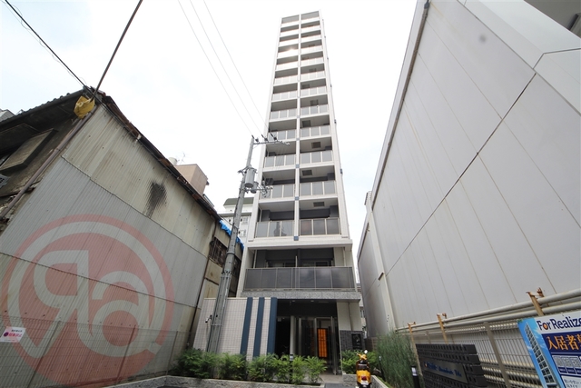 大阪市西区南堀江４丁目の賃貸マンションの外観