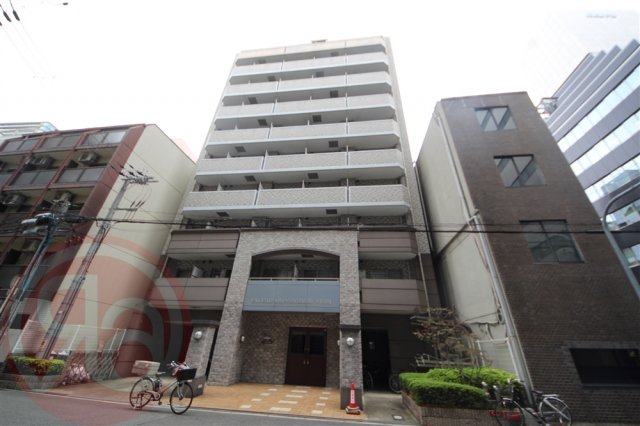 大阪市西区新町１丁目の賃貸マンションの外観
