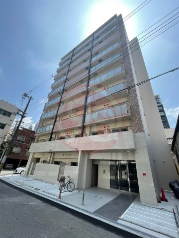 ワールドアイ阿波座WESTの外観