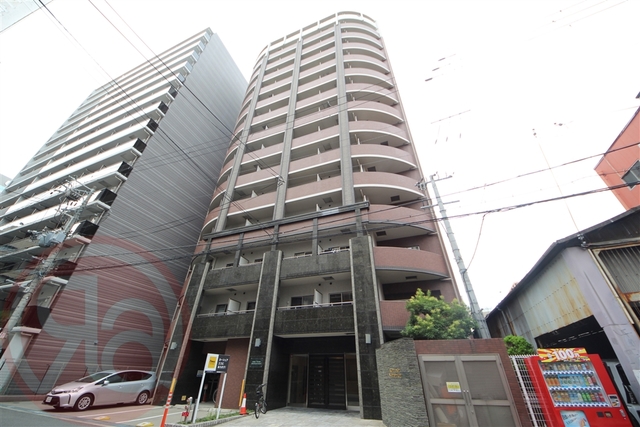 大阪市西区阿波座１丁目の賃貸マンションの外観