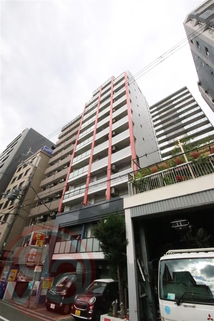 Blue bee 桜川駅前の外観