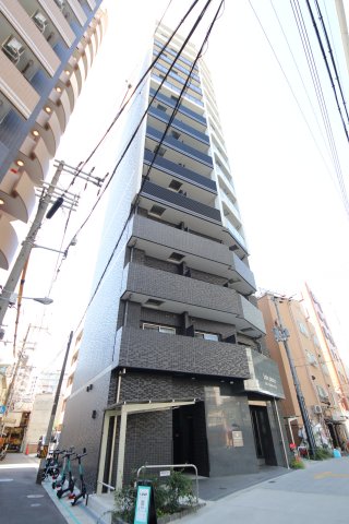 ララプレイス大阪福島プレッソの外観