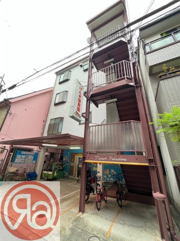 T`S Court福島の外観