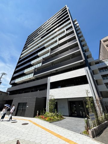 プレサンス大国町ラヴェニールの外観