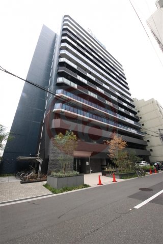 プレサンス難波クチュールの外観