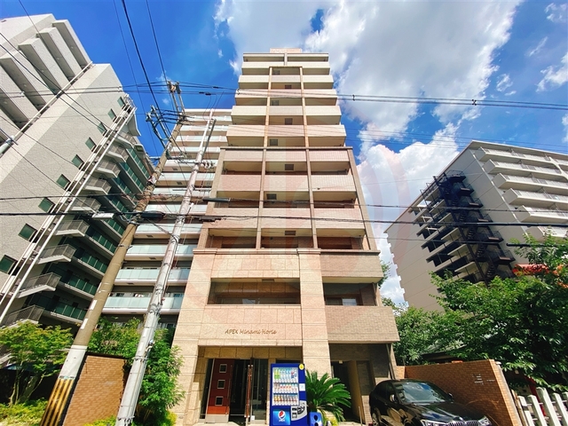 大阪市西区南堀江４丁目の賃貸マンションの外観