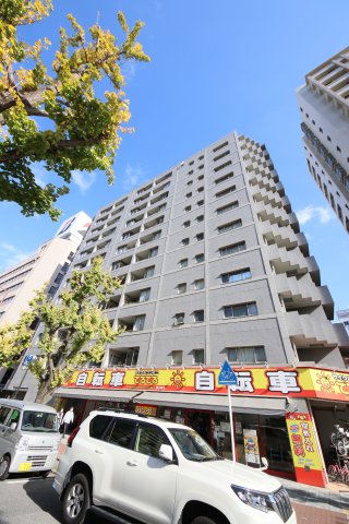 キャピトル新町南公園の外観