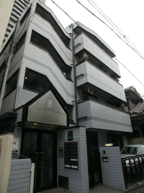 ロイヤルカーサ阿倍野の外観