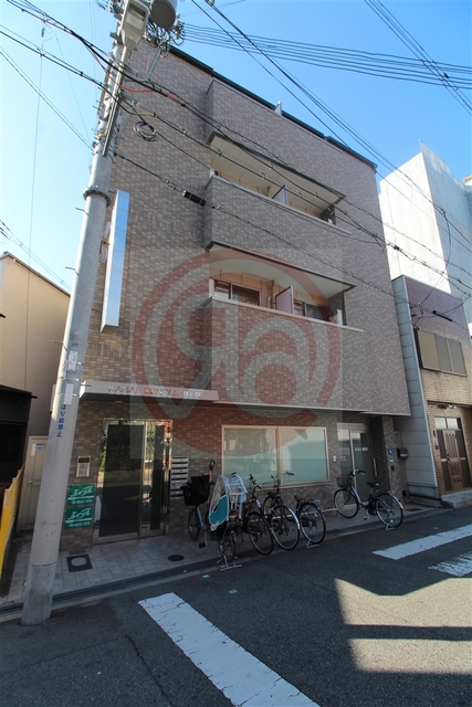 ＫＡＮＡＩ　ＤＥＮＴＡＬ　ＢＬＤ．の外観