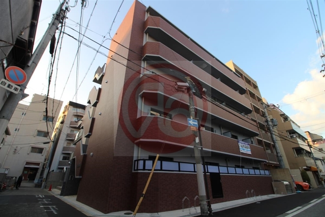 YOSHITOMI天下茶屋の外観