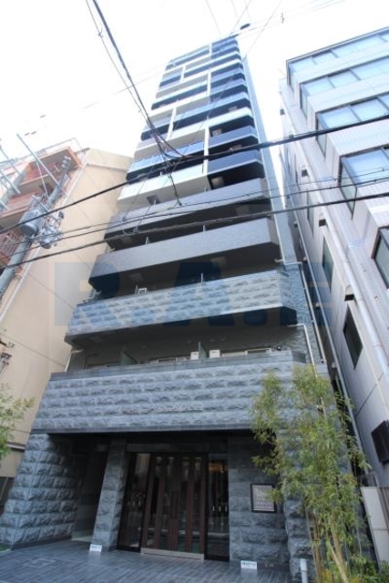 プレサンス上町台クレストの外観