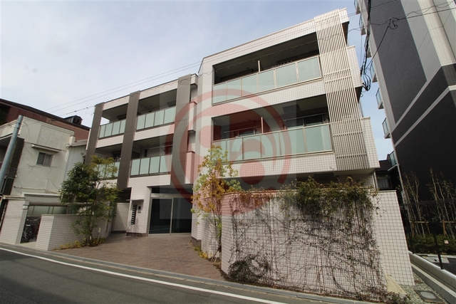 ラシーネ燦の外観