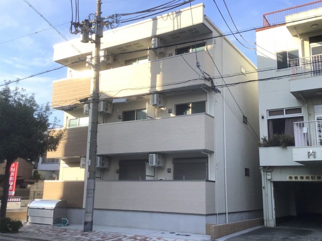 フジパレス長居公園の外観