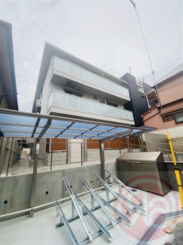 WEST　GARDEN　HILLS