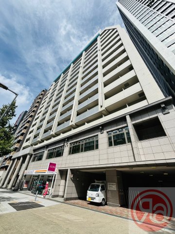 ブランクレール谷町の外観