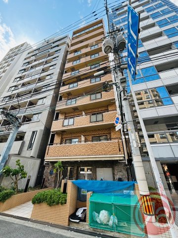 クレール上本町の外観