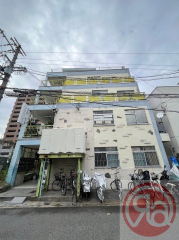 ロイヤルハイツの外観