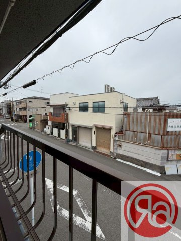 バルコニー バルコニー