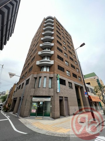 デューク21の外観