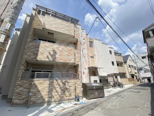 クリエオーレ桃谷の外観