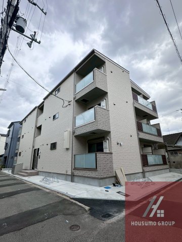 GRANDIR岸里の外観