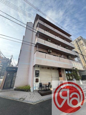 ロジュマン上本町の外観