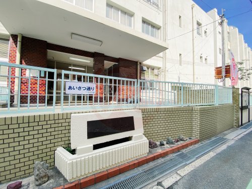 【小学校】中本小学校まで359m 【小学校】中本小学校まで359m